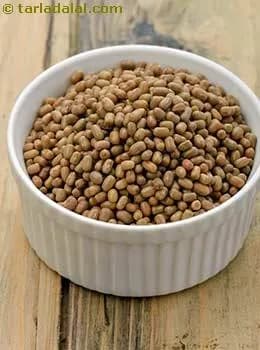 Moth (matki) - Premium organic Pulses from Swastik Organics